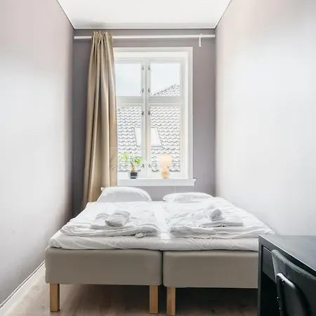 S54 - Private In The Center 베르겐