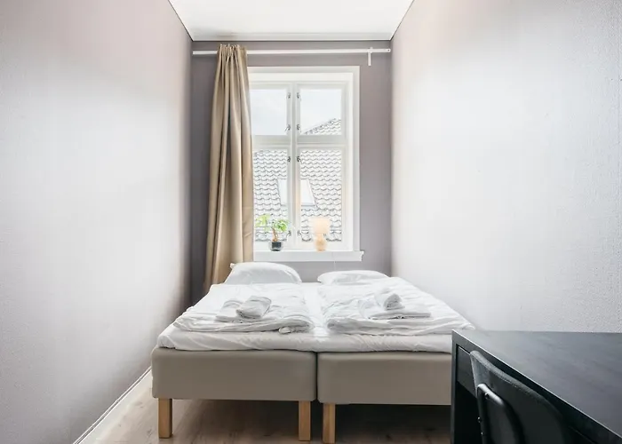 S54 - Private In The Center ベルゲン